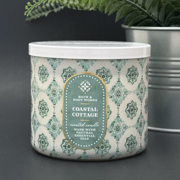 BBW Coastal Cottage Bath & Body Works 3 Wick Candle - Picture 1 of 10